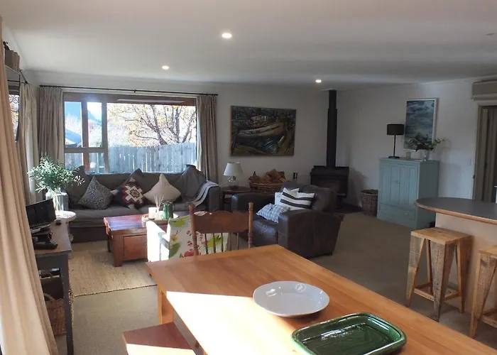 Comfort - That Tree Holiday home