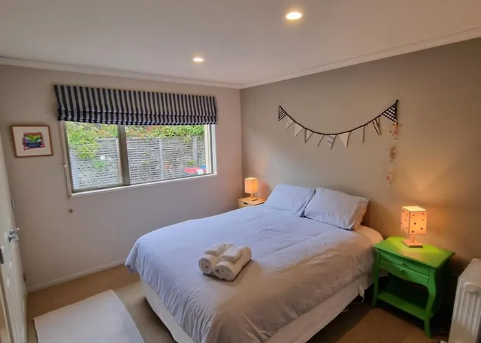 Comfort - That Tree Holiday home Wanaka